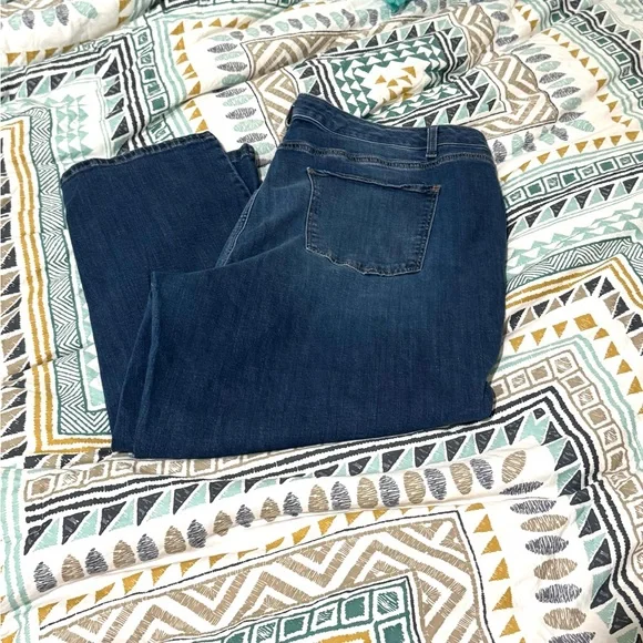 Talbots Blue Cropped Jeans - Picture 4 of 5